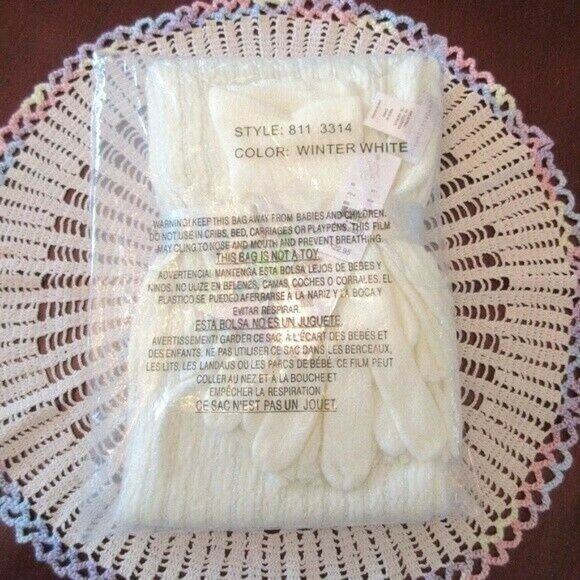 New York & Company White Metallic Cable Knit Scarf - Picture 3 of 5